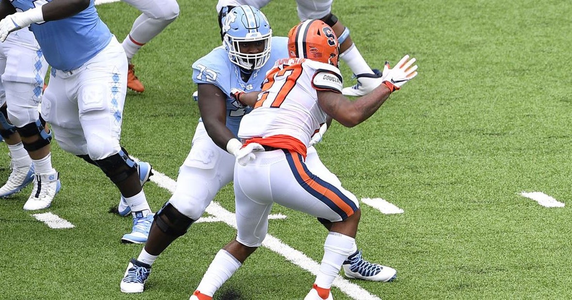 UNC Left Tackle Asim Richards Steady in First Start