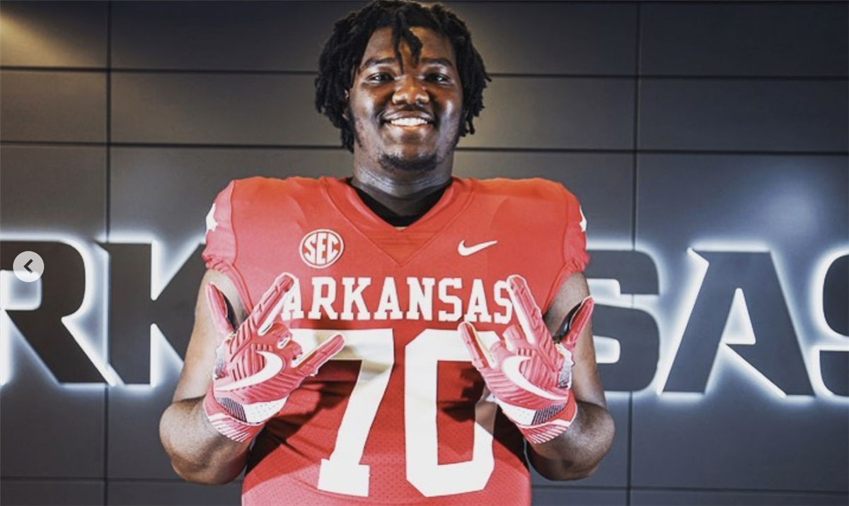 Hogs lead for Top247 OL JacQawn McRoy following official visit