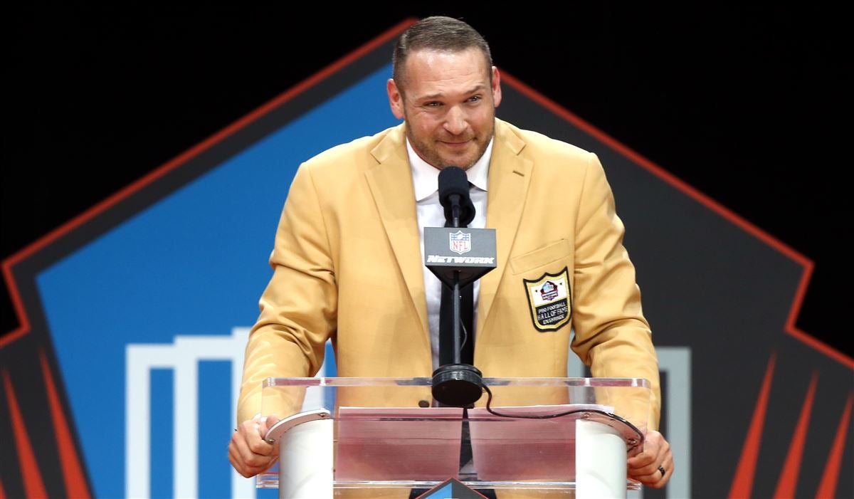 A Meat Market - Hall of Famer Brian Urlacher on His NFL Combine Experience