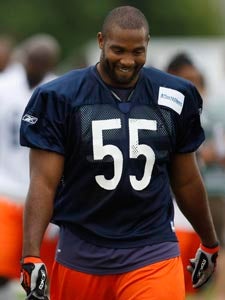 Elk Grove native Lance Briggs plans to retire from NFL