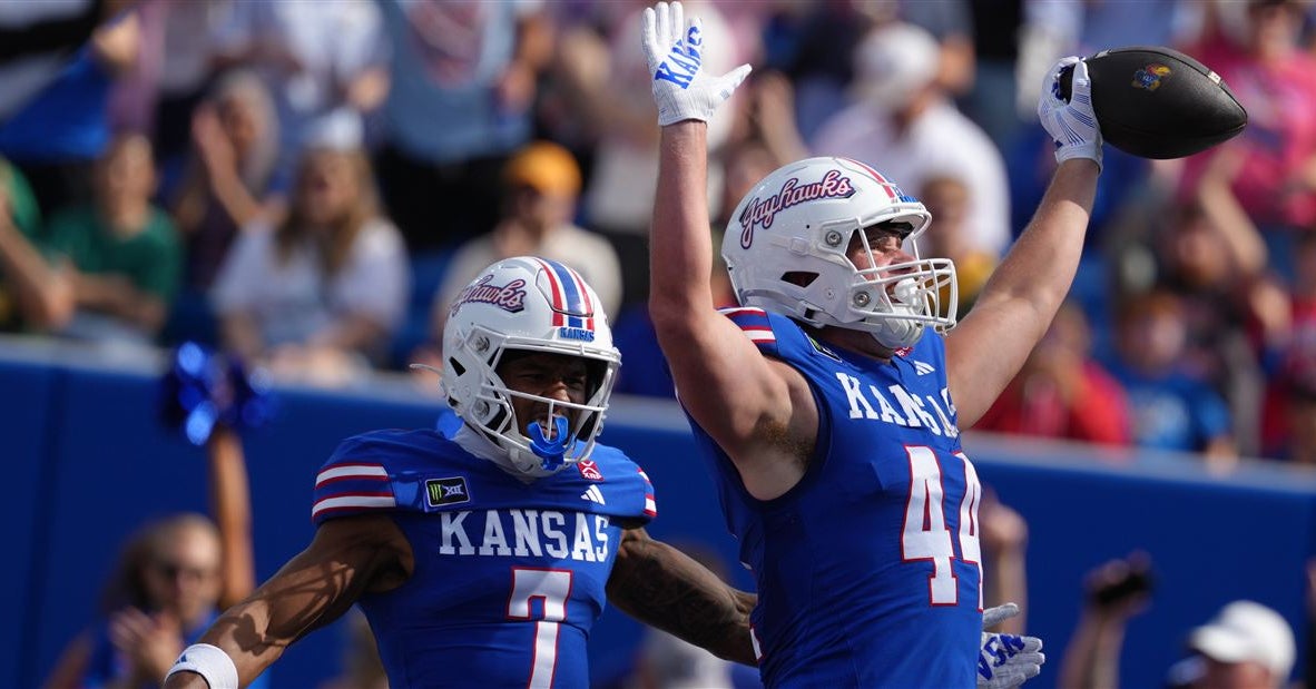 Kansas Pro Football Focus grades, snap counts from Week 8