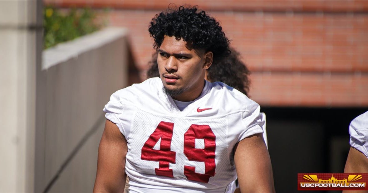 USC DL Tuli Tuipulotu levels up for the '22 season