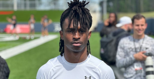 Top247 WR has thought about committing to Texas a couple times