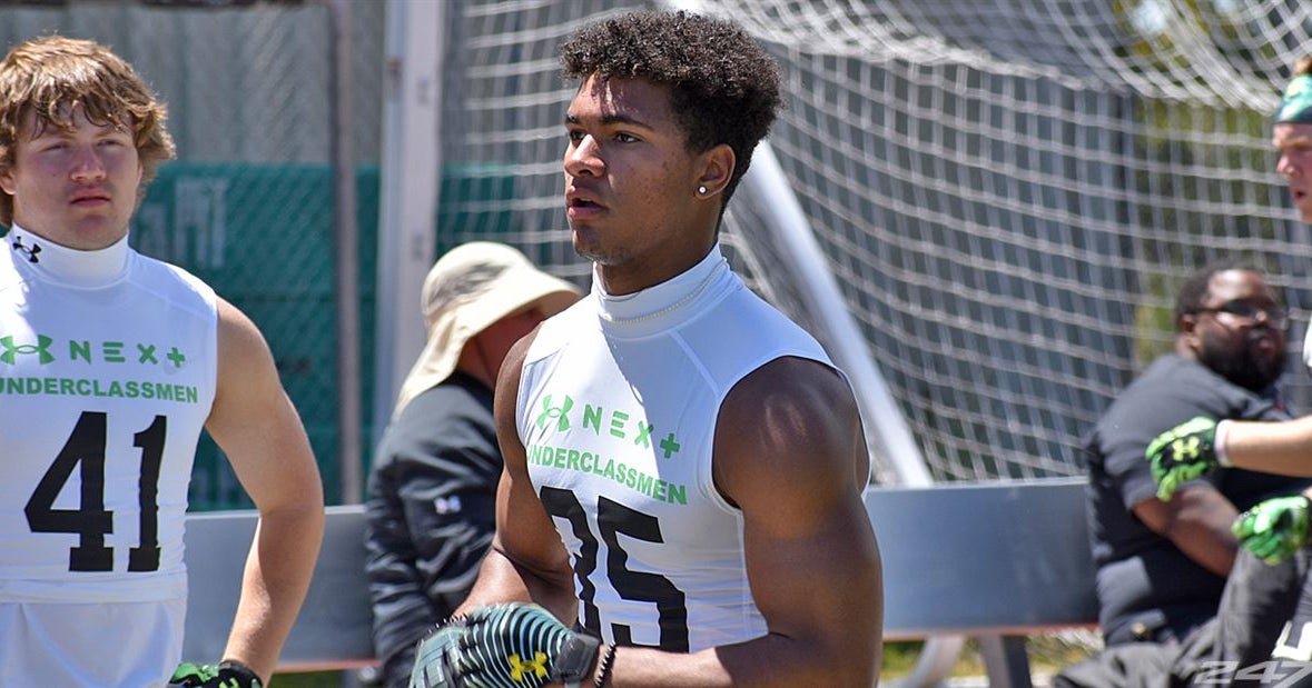 Get To Know Oregon TE Signee Kenyon Sadiq