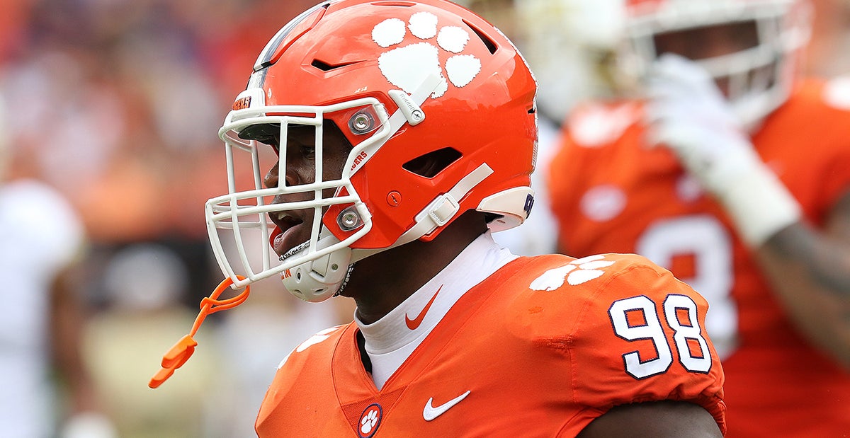 2023 NFL mock draft: Predicting the first-round selections Five-stars, blue-chippers and Vols commits take you inside Tennessee's 865 Live recruiting extravaganza
