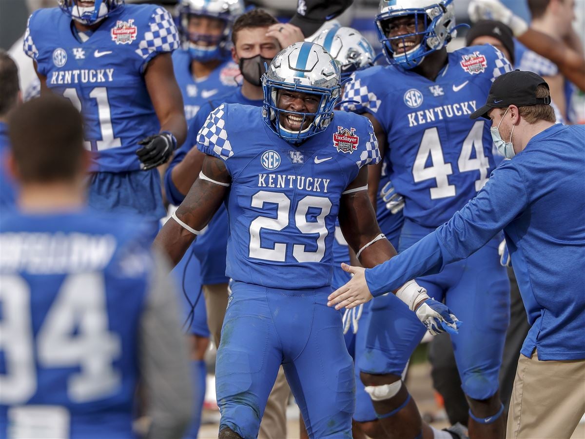 Kentucky's Yusuf Corker led all defensive backs in bench press reps at NFL  Combine 