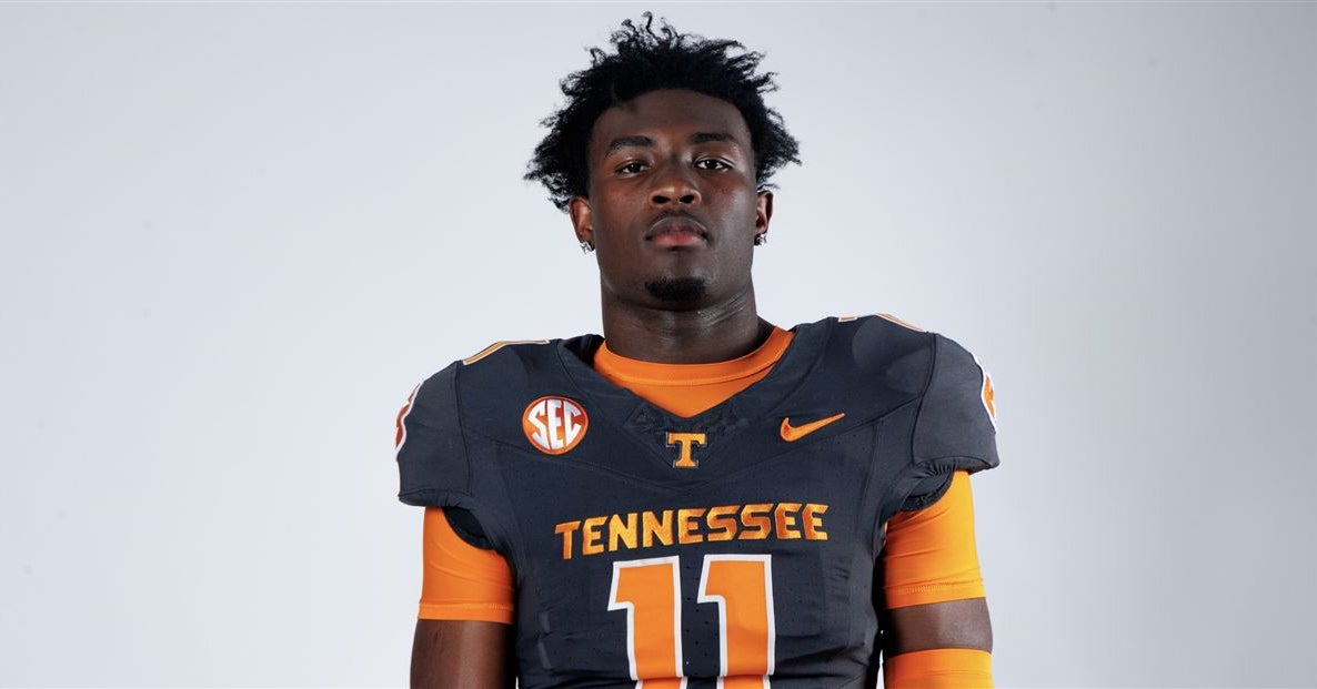 Highly ranked edge rusher commits to Tennessee, flips from Auburn to Vols