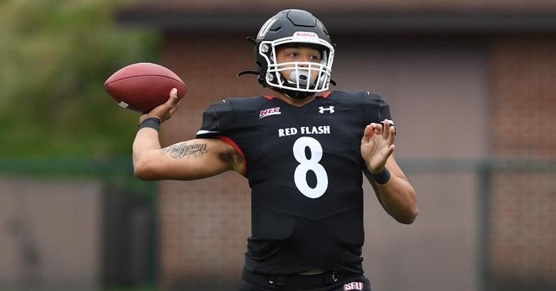 Transfer Qb Jason Brown Discusses His Commitment To South Carolina Transfer Qb Jason Brown Discusses His Commitment To South Carolina