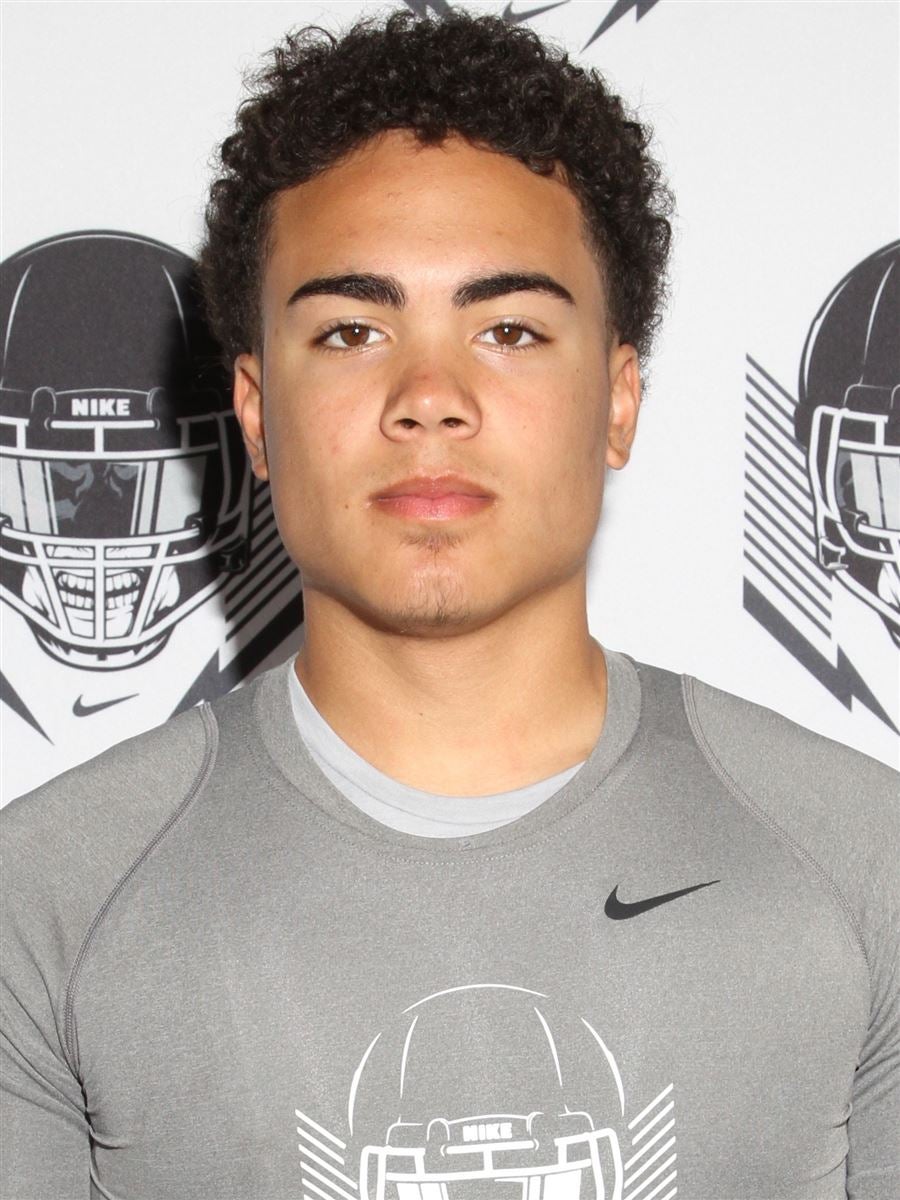 Matthew Edwards, Mountain View, Dual-Threat Quarterback