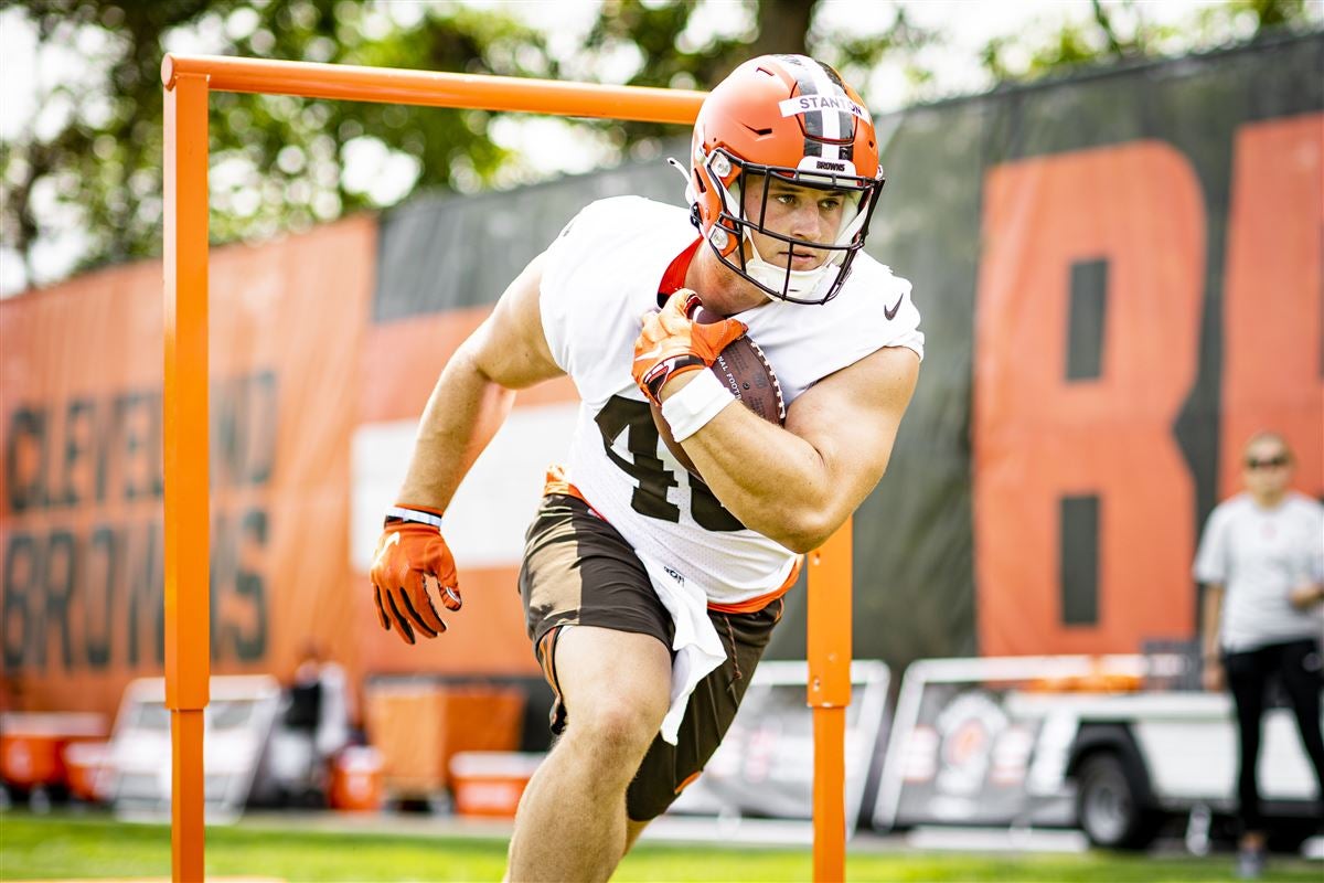 Browns Release FB Johnny Stanton