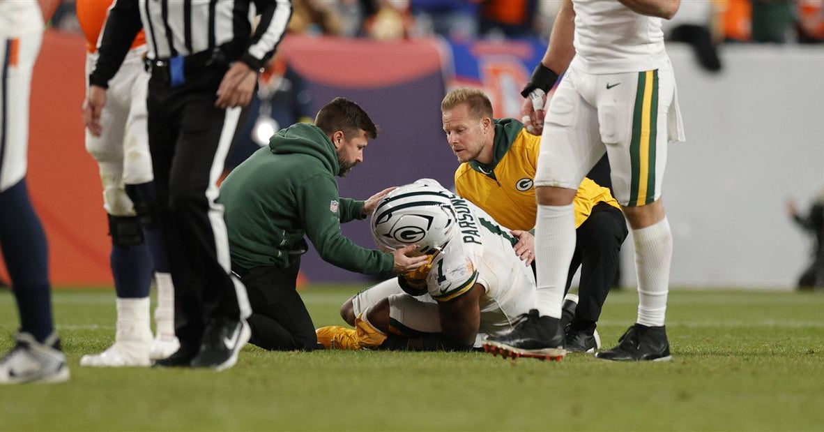 Micah Parsons’ first season with Packers cut short because of knee ...