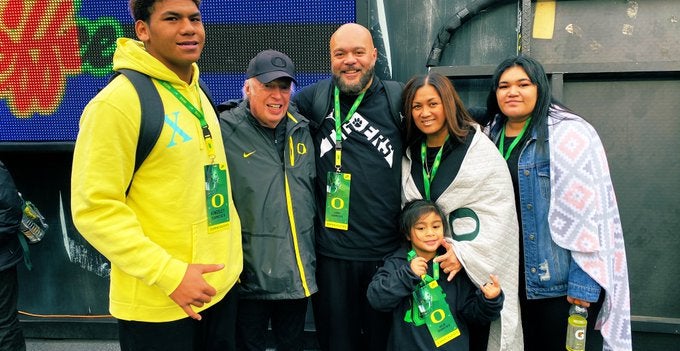 get-to-know-oregon-ol-signee-kingsley-suamataia