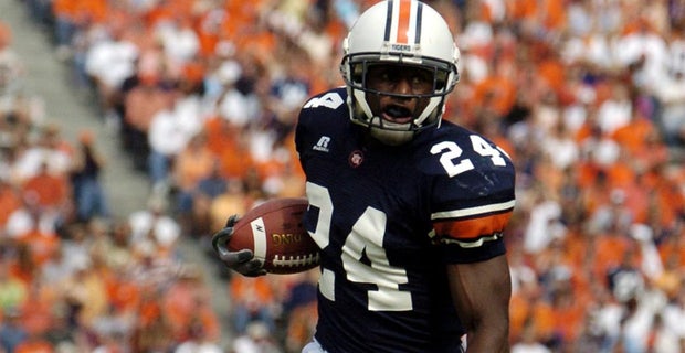 Auburn hires former Buc Cadillac Williams as RBs coach