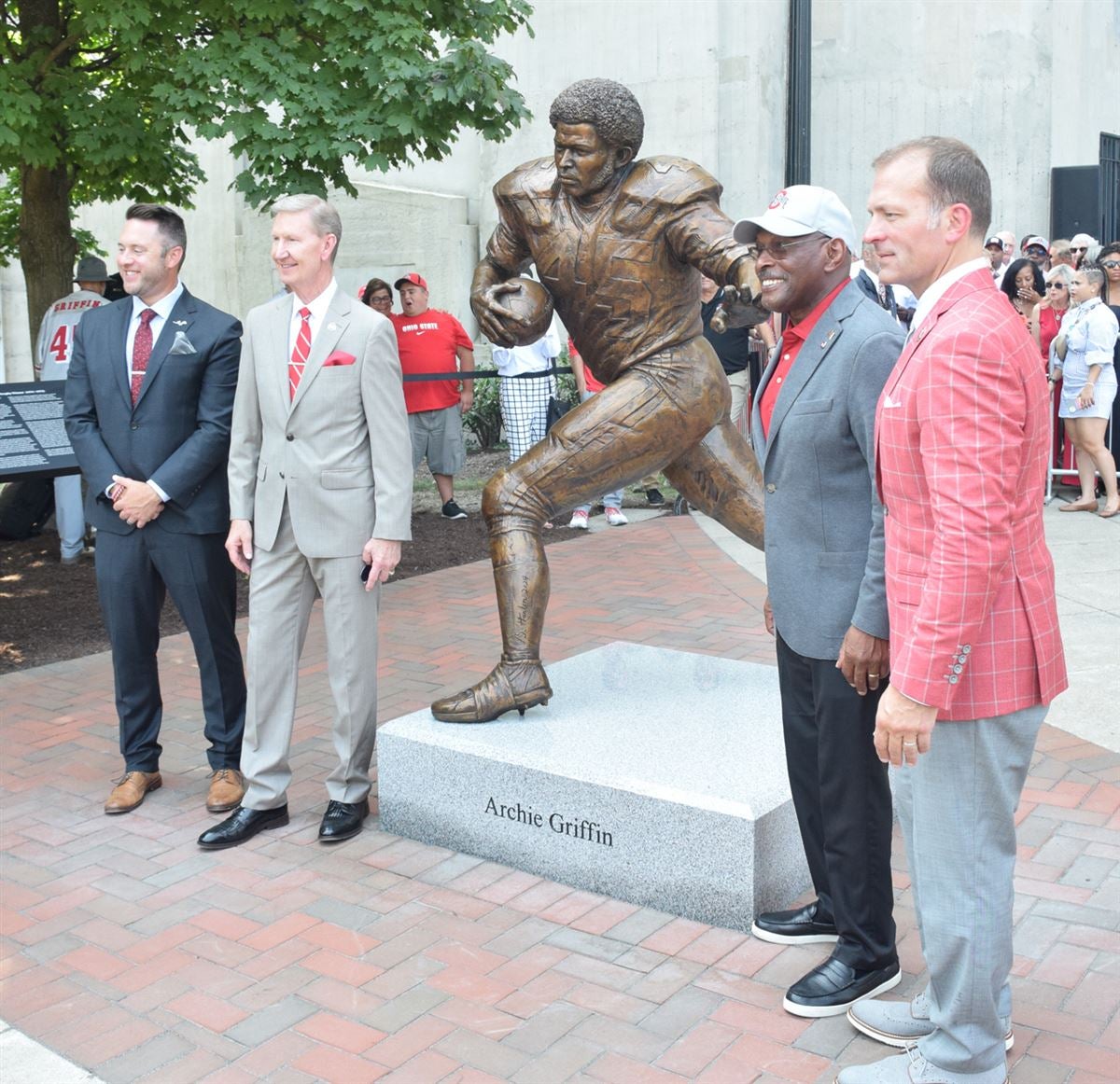 Ohio State great Archie Griffin immortalized with statue outside Ohio ...