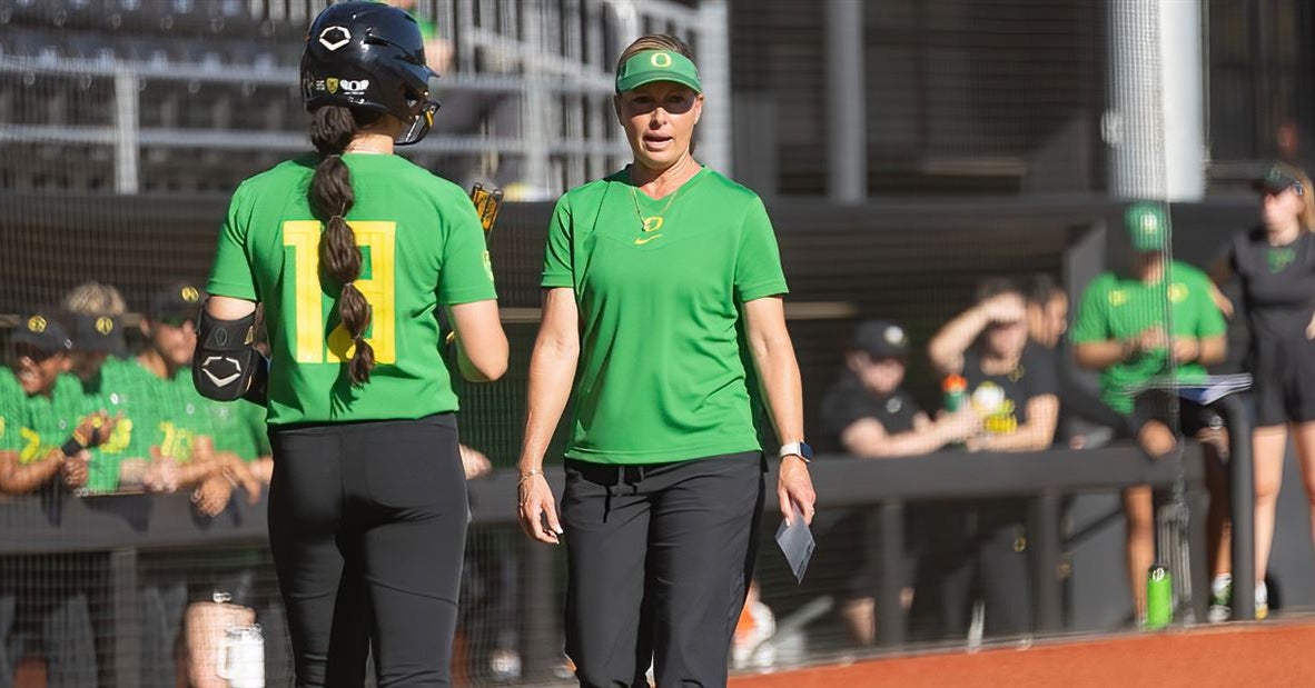 Ducks take three of five games at Mary Nutter Collegiate Classic 