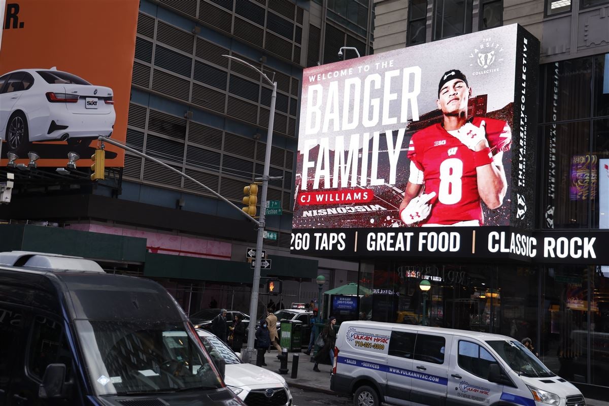 The Varsity Collective promotes Wisconsin commits with video billboard in New York City - Vimarsana News