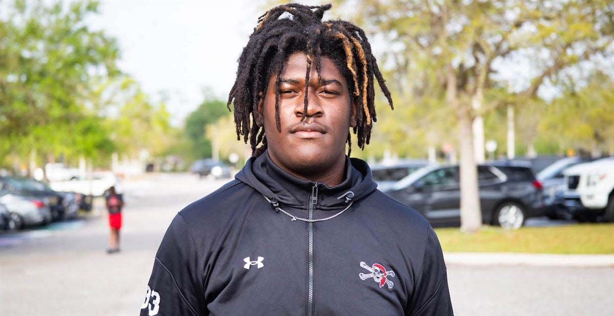 Top247 DL Myron Charles schedules official visit to Texas - Football ...