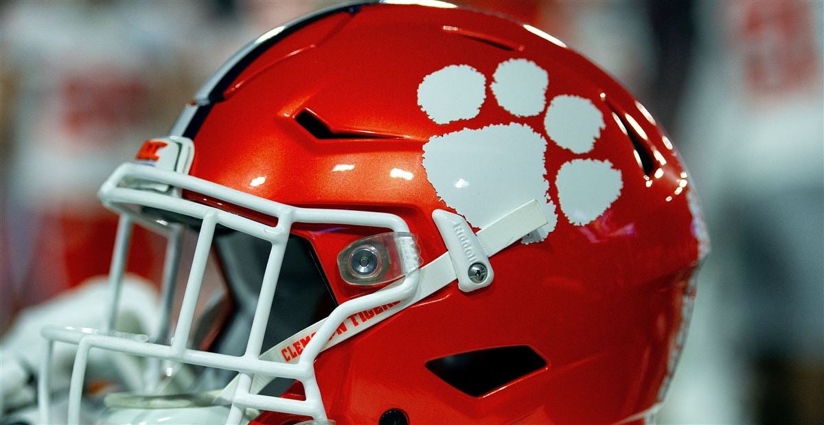 Darien Rencher will return to Clemson for sixth season