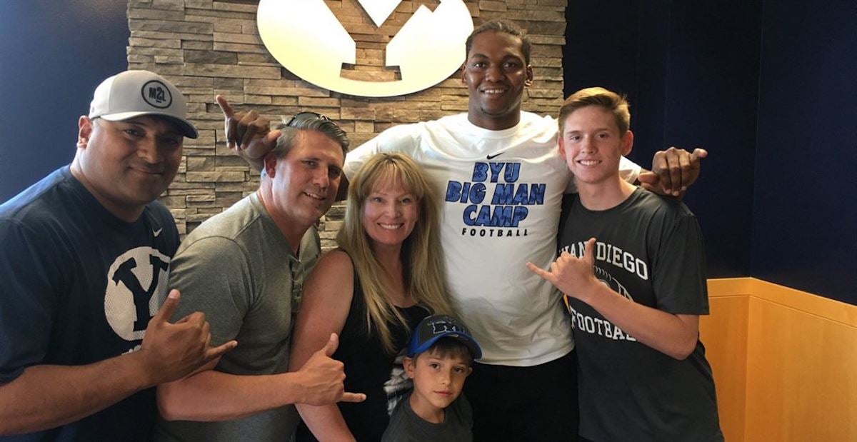 Former BYU Star Refuses To Sign Utah Utes Hat At Falcons Camp