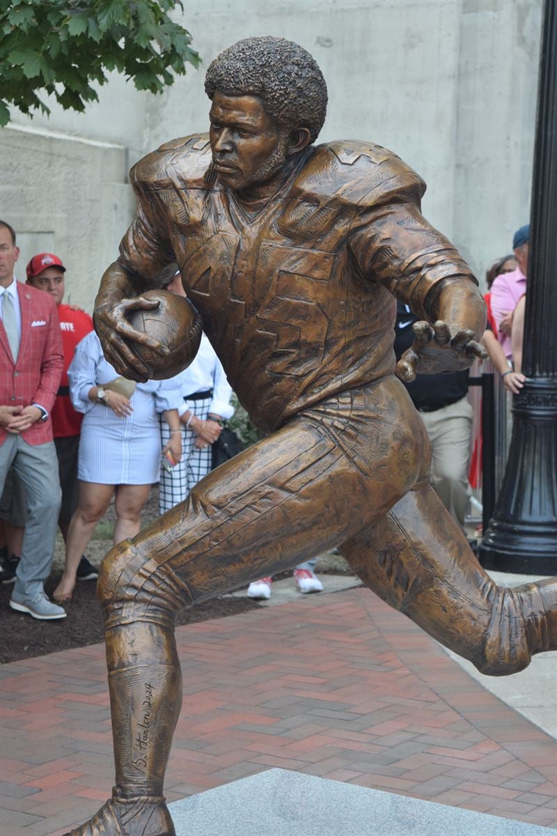 Ohio State great Archie Griffin immortalized with statue outside Ohio ...