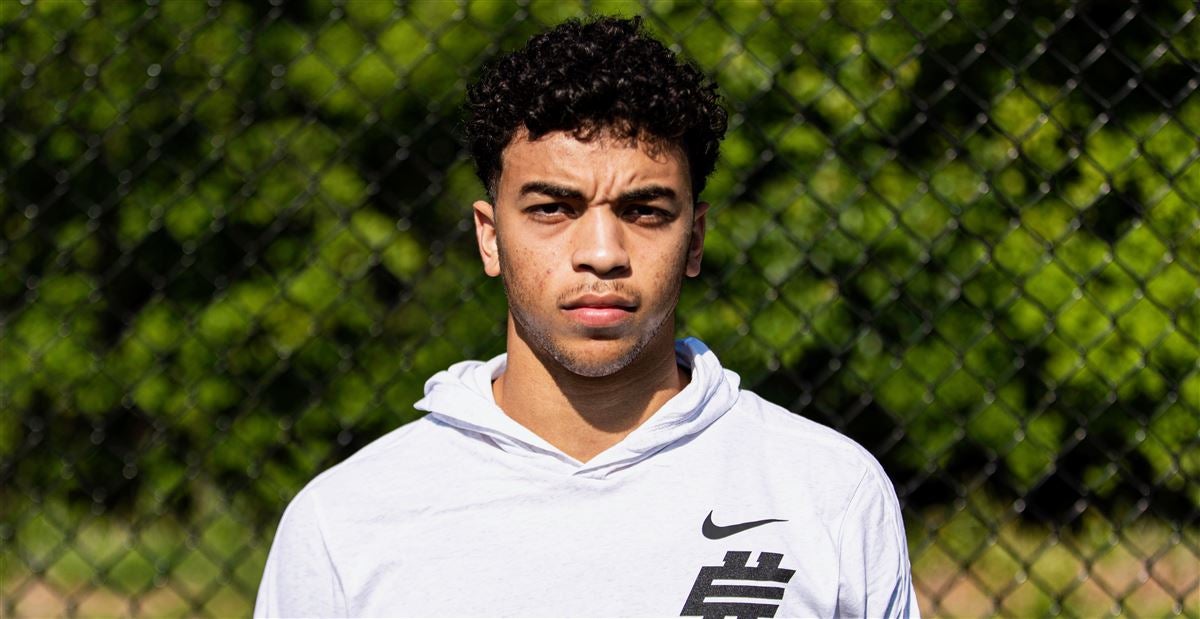 Nick Evers, UConn, Quarterback