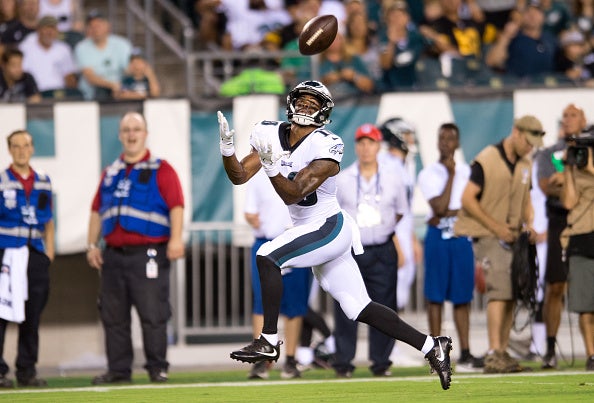 Eagles' Alshon Jeffery hiding autographed jerseys around Philly