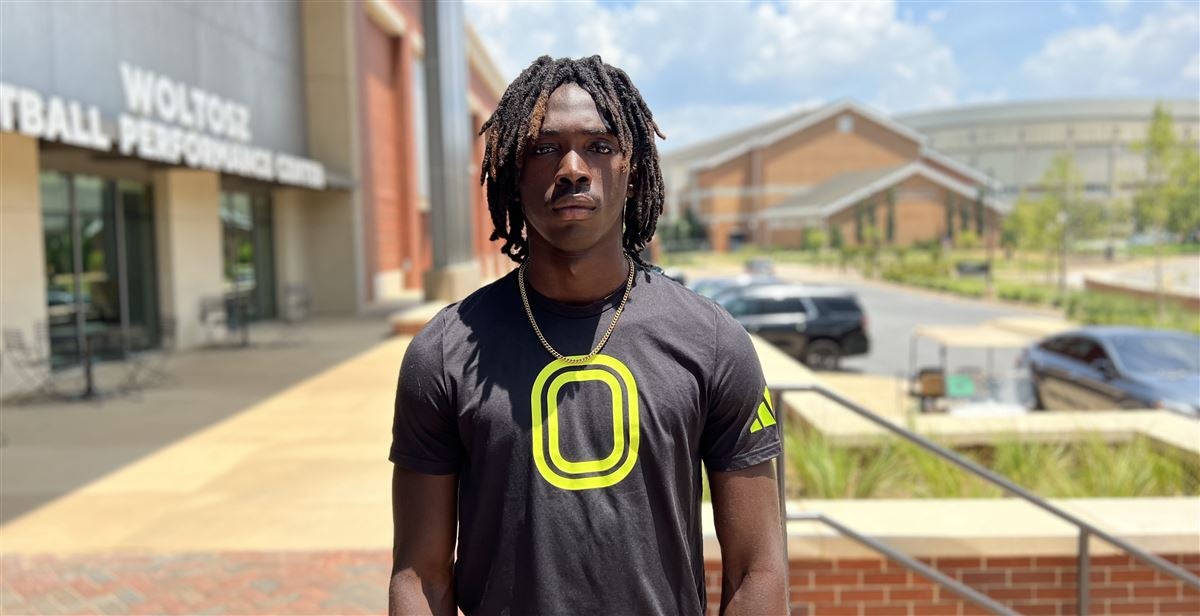 Auburn 'definitely a top school' for 2025 Top247 WR Waden Charles