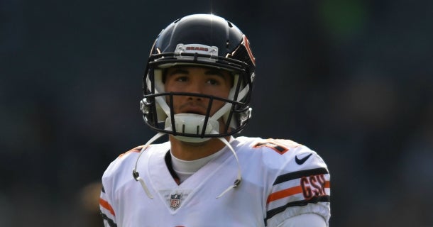 Mitch Trubisky continues offseason work with renowned QB coach