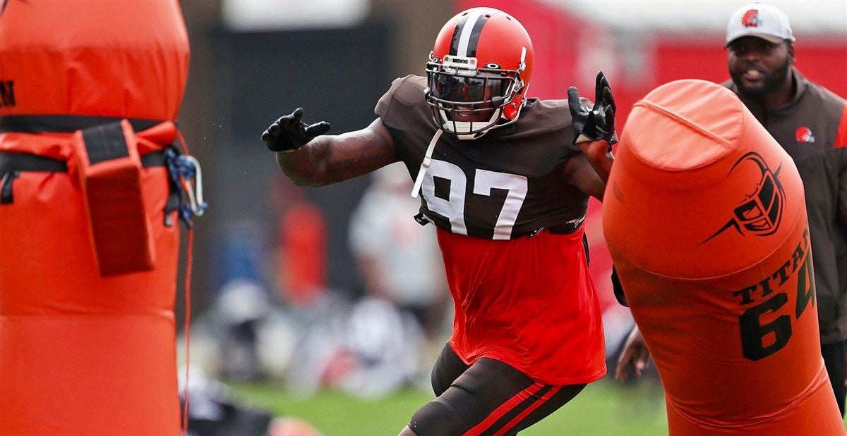 Siaki Ika 'grateful' to 'get to do what I love' as Browns rookie defensive  tackle