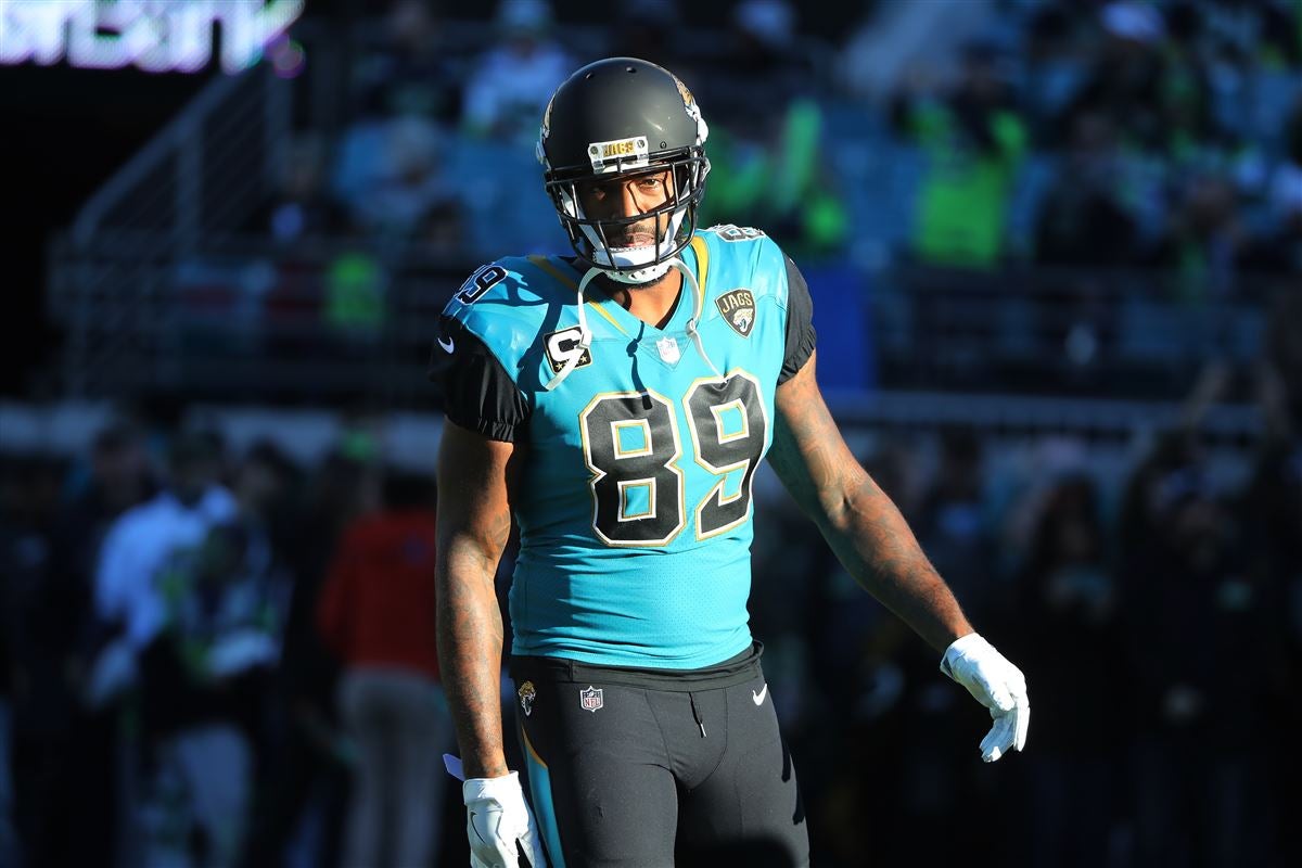 Marcedes Lewis named Jacksonville Jaguars' best first-round