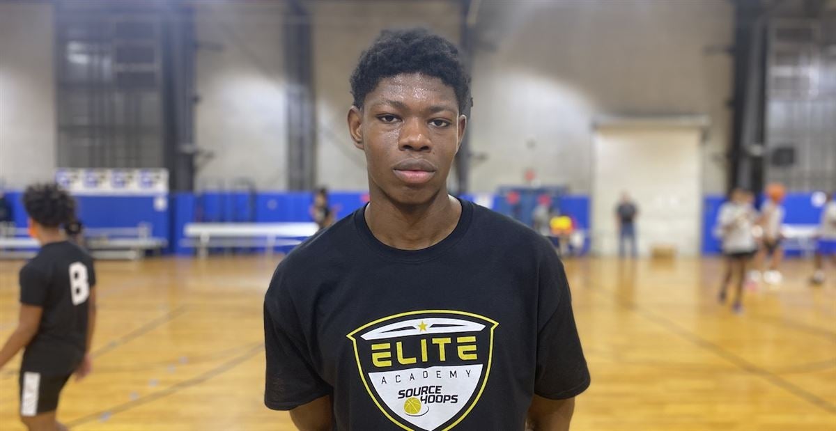 2023 big man Jayden Hastings shows promise, talks recruitment