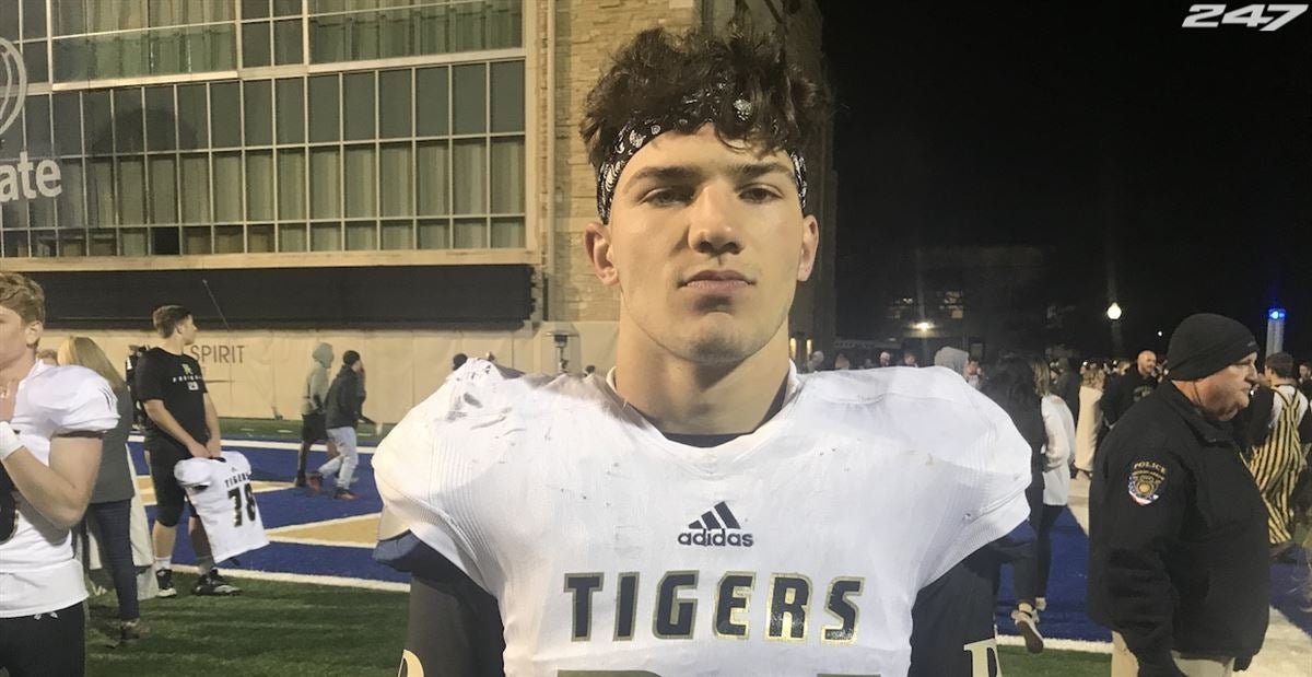 Jaylen Moss >> Jaylen Moss Broken Arrow Strong Side Defensive End Jaylen Moss >> Jaylen Moss Broken Arrow Strong Side Defensive End