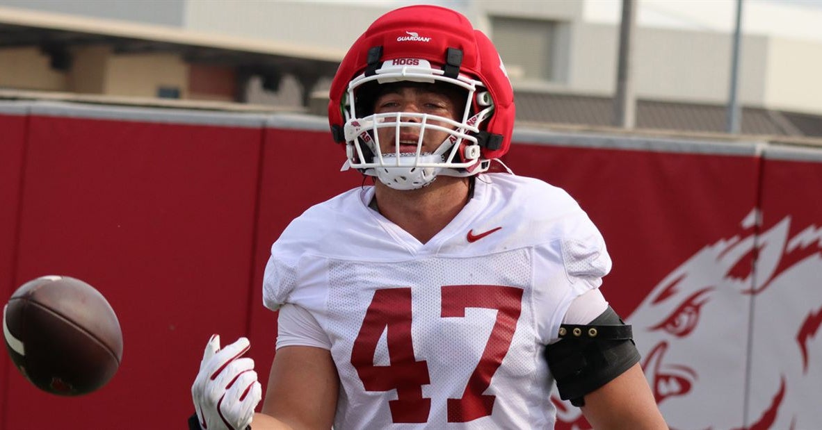 Arkansas tight ends stepping up for injured Maddox Lassiter