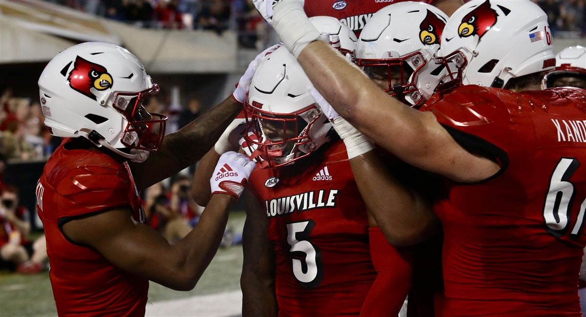 Cardinals Drop Opening Game to No. 2 Wake Forest - University of Louisville  Athletics