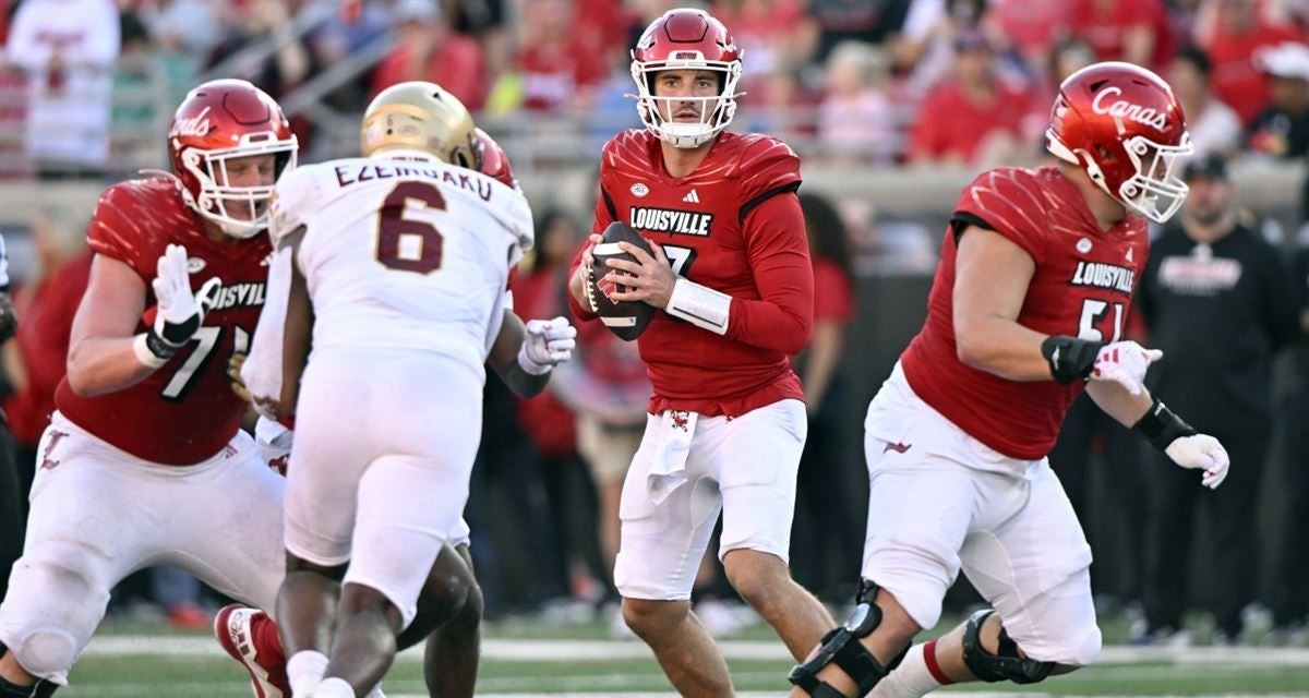 Louisville QB Jack Plummer collects national honors