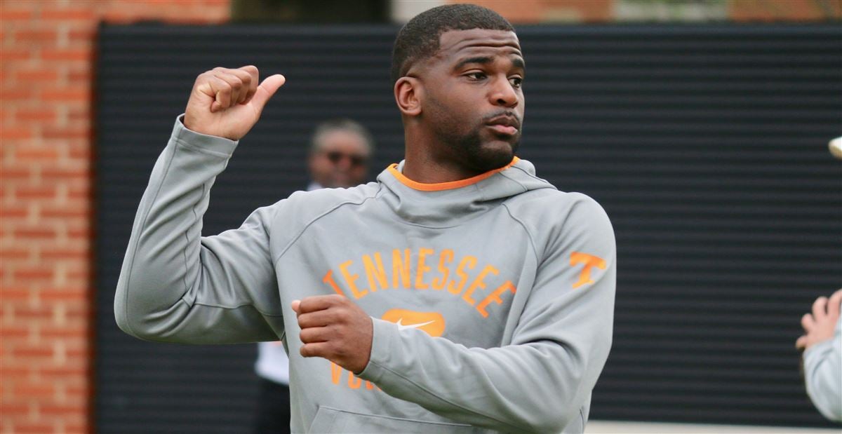 Kelsey Pope evaluates Vols' wide receivers in spring camp - VolReport