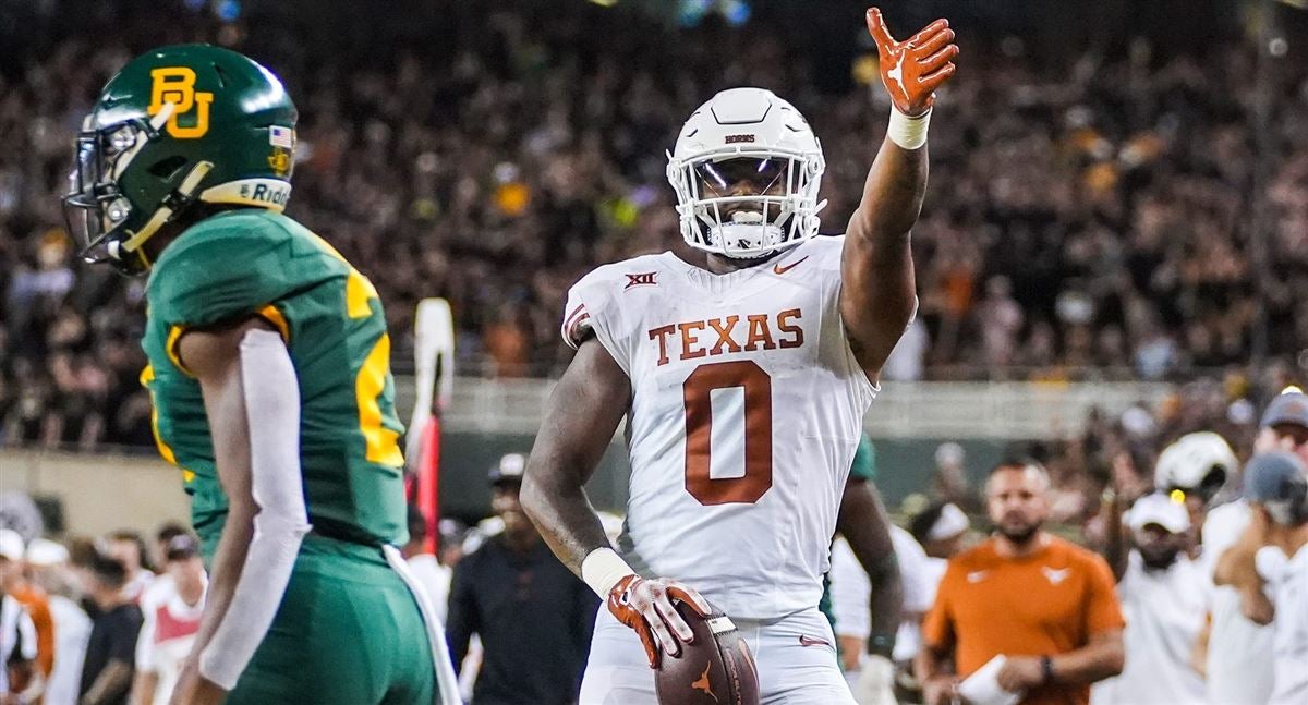 Talented 3-star DE T'Vondre Sweat signs with Texas - Burnt Orange