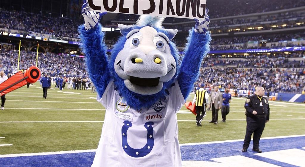 Colts mascot shoves youth football players during scrimmage