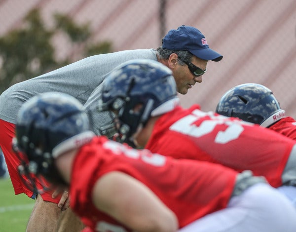 Peyton Manning pays up on Ole Miss-Tennessee bet to Eli, rocks Rebels jersey  during MNF 