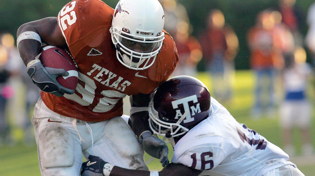 Thanksgiving slate features five winning football teams – KXAN Austin