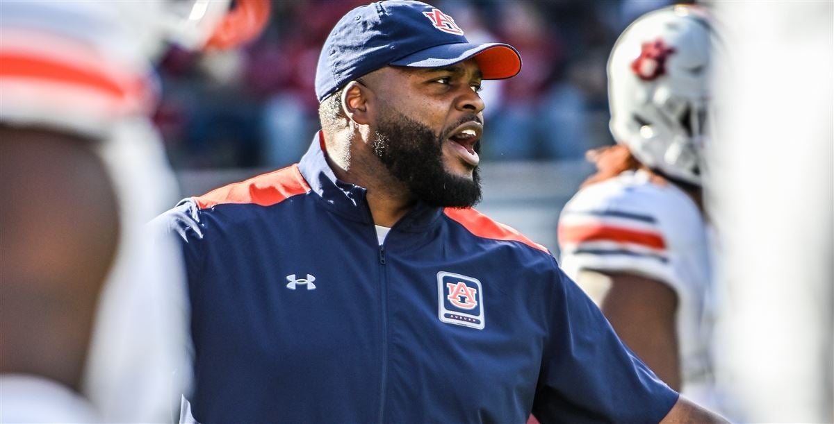 Auburn DL coach Jeremy Garrett leaving for NFL job