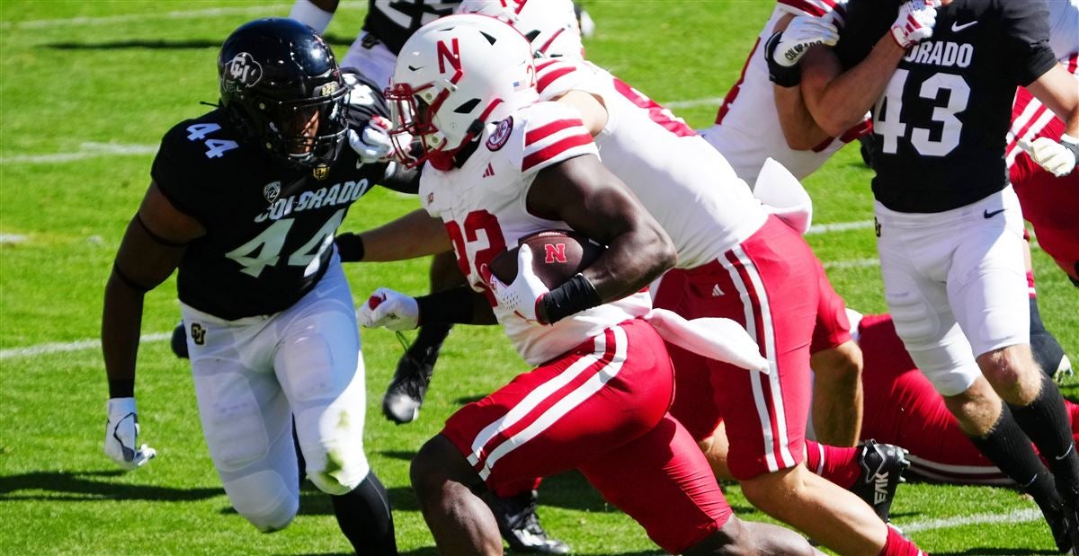 Nebraska Defeats NIU 35-11 - NIU Athletics