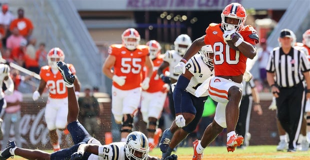 Swinney Gives Assessment of Freshman WR Through Two Games