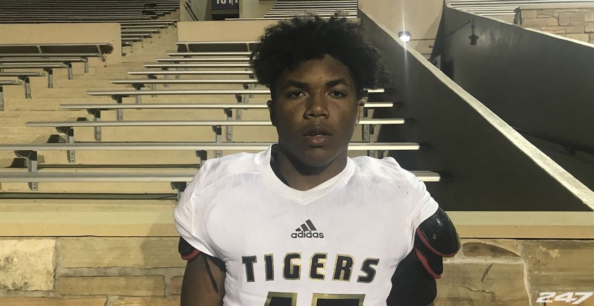 Jaylen Moss >> Jaylen Moss Broken Arrow Strong Side Defensive End Jaylen Moss >> Jaylen Moss Broken Arrow Strong Side Defensive End