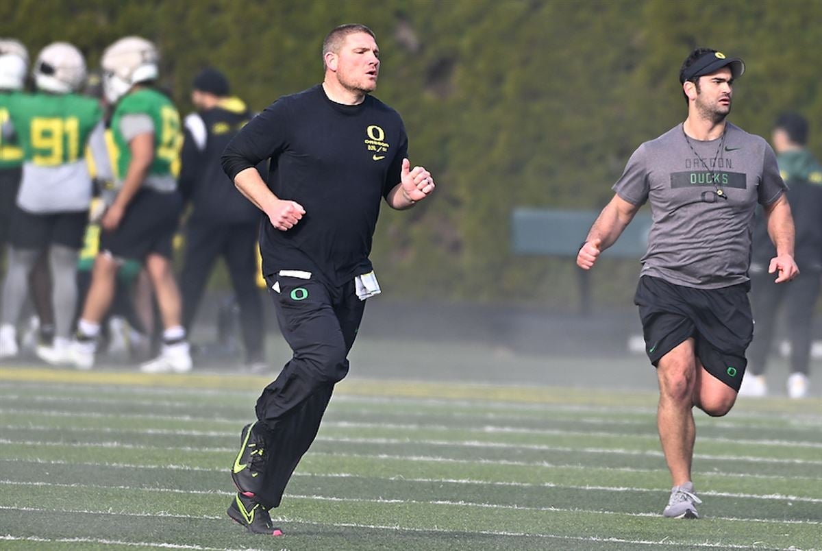 Everything DC Tosh Lupoi Said After Oregon's Fourth Spring Practice