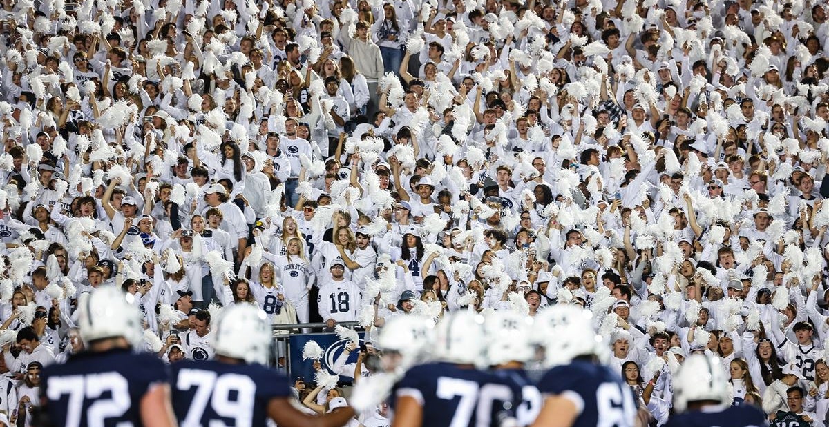 College football's top 12 stadiums based on fan atmosphere