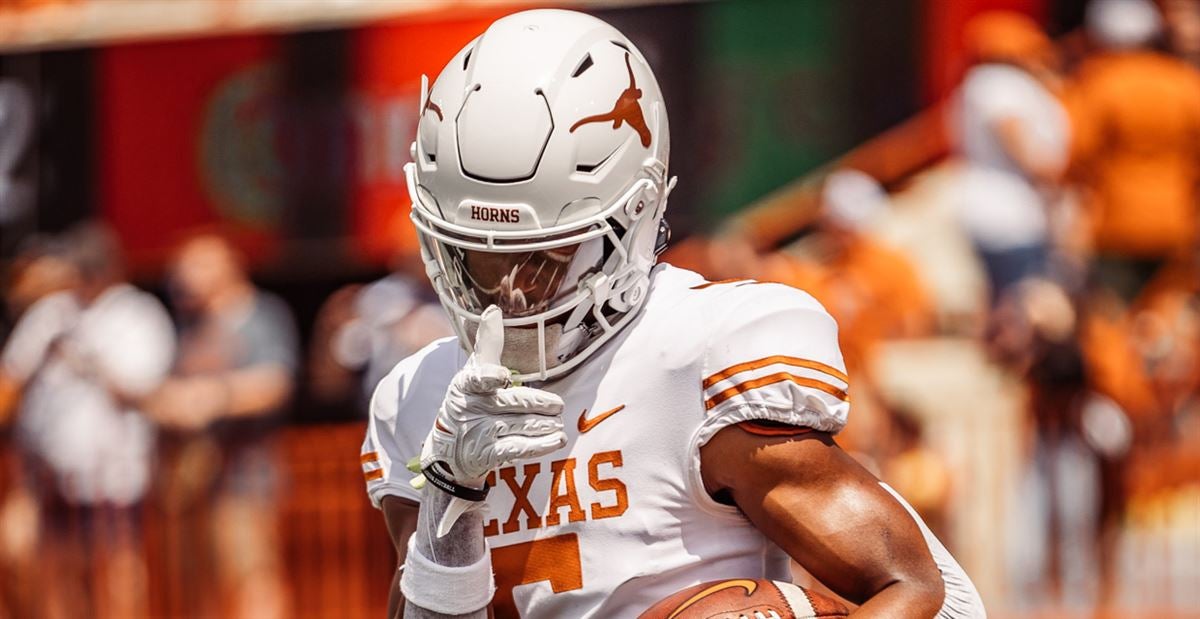 Watch AD Mitchell makes onehanded touchdown pass in Texas spring game