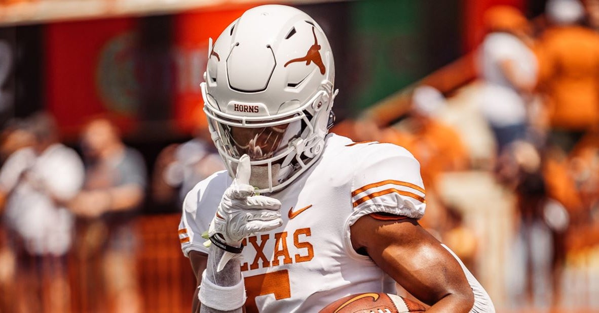 Texas Spring Game Watch: AD Mitchell makes one-handed touchdown pass in Texas spring game