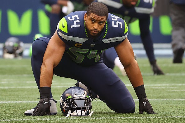 Report: Russell Wilson Recruiting Bobby Wagner To Join Broncos