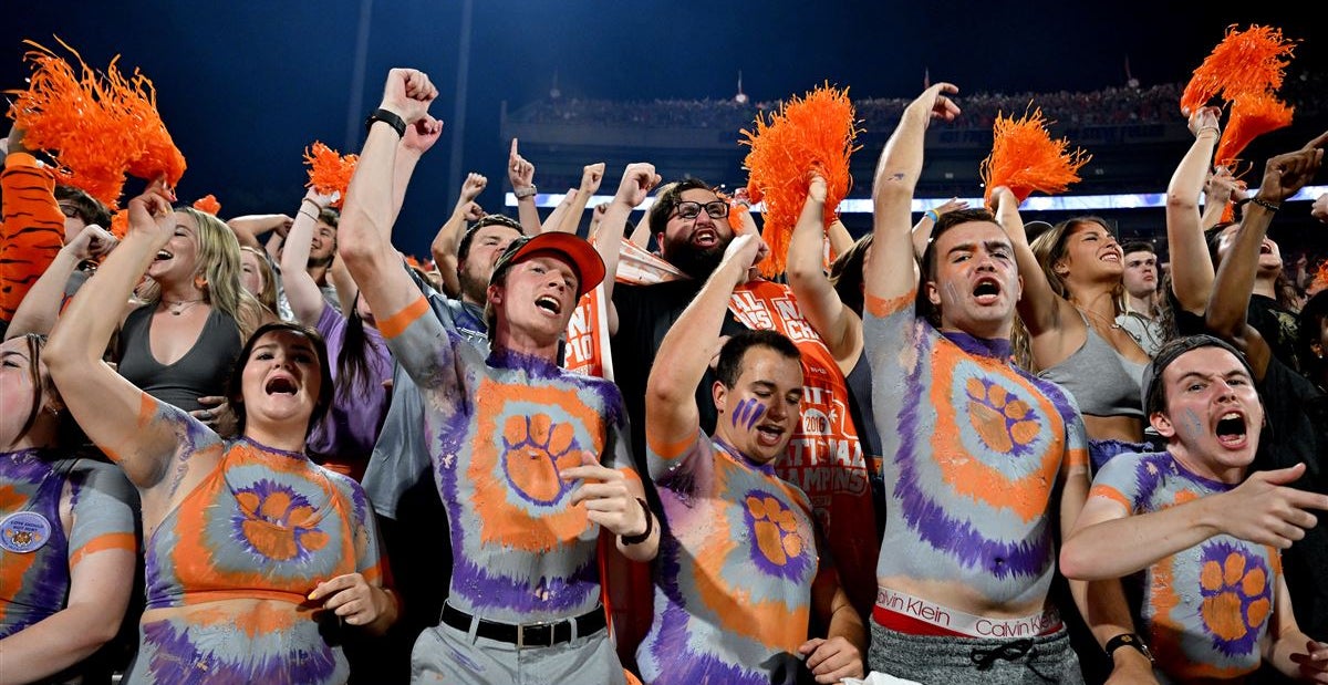 College football's top 12 stadiums based on fan atmosphere